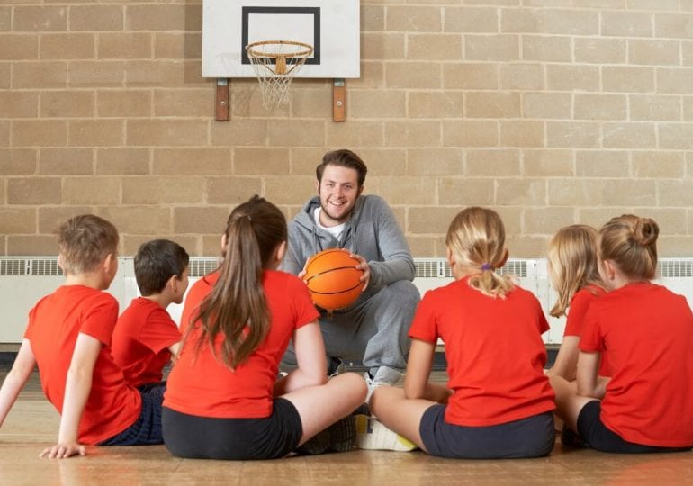 Basketball mit Kindern #10: Anfängergesten für aufstrebende Schiris