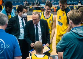 Timeout-Besprechung bei Alba Berlin