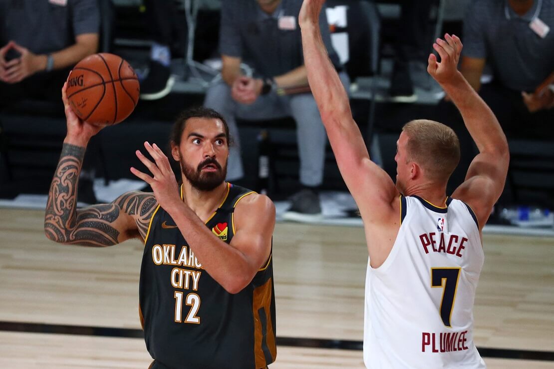 Steven Adams und Mason Plumlee