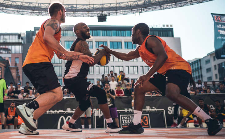 Verteidigung beim 3x3-Turnier.