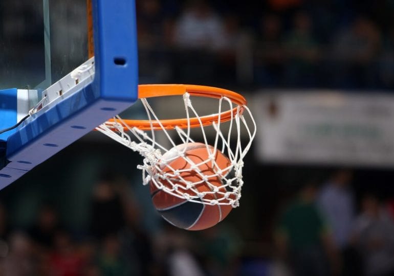 NBA-Playoffs: Bucks und Suns fahren Siege ein (Teil 2)