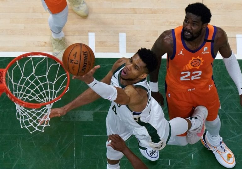 NBA Finals: Ausgleich! Milwaukee Bucks holen nach Krimi auf