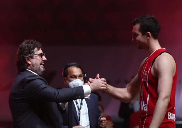 Trotz Verletzungspause: Nationalspieler Paul Zipser verlängert bei FC Bayern München