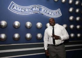 Shawuille Oneal vor dem American Express