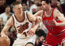 Detlef Schrempf auf dem Spielfeld