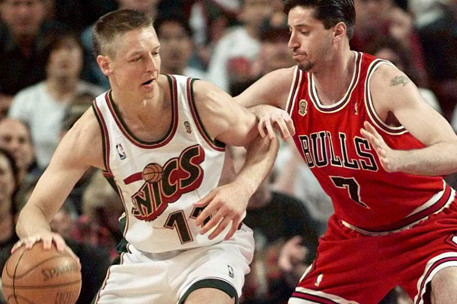 Detlef Schrempf auf dem Spielfeld