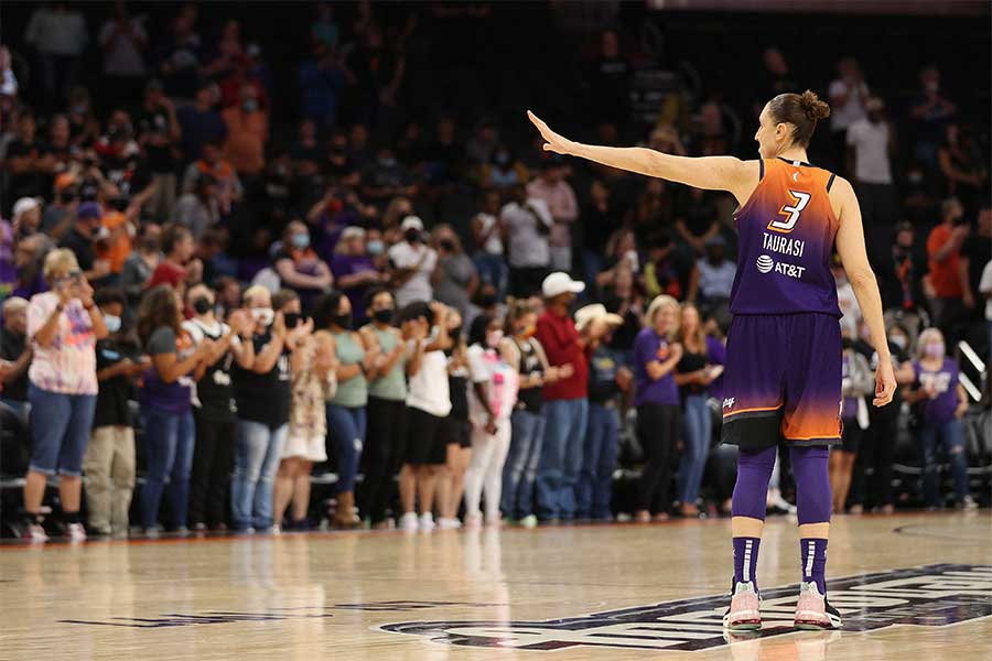 Diana Taurasi auf dem Basketballfeld