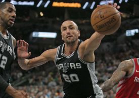 Nahaufnahme von Manu Ginobili, hält Basketball in der rechten Hand