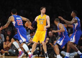 Paul Gasol auf dem Spielfeld gegen die Clippers