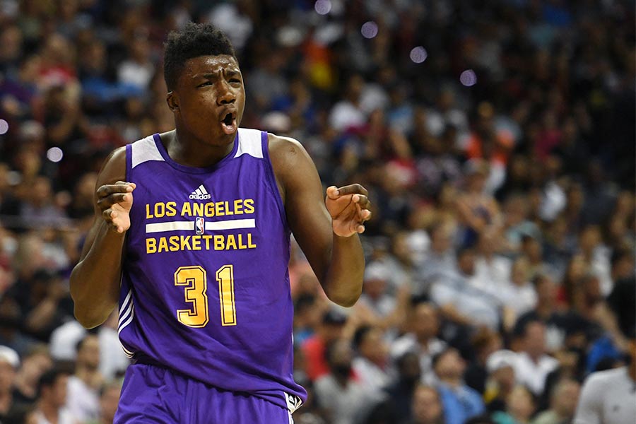 Nahaufnahme von Thomas Bryant im Los Angeles Trikot