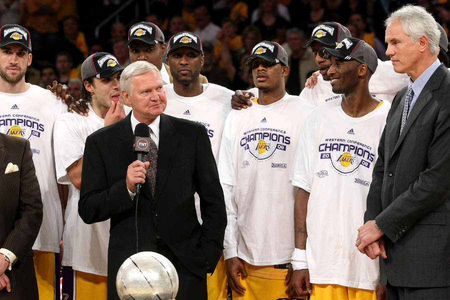 Los Angeles Lakers Legende hält eine Rede beim West-Western Conference Championship 2008