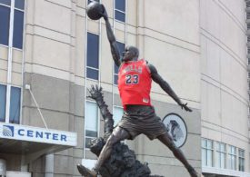 Michael Jordan Statue