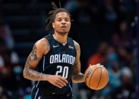 Markelle Fultz von Orlando Magic mit Basketball