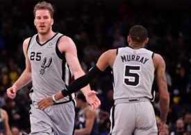 Poeltl Murray von San Antonio Spurs