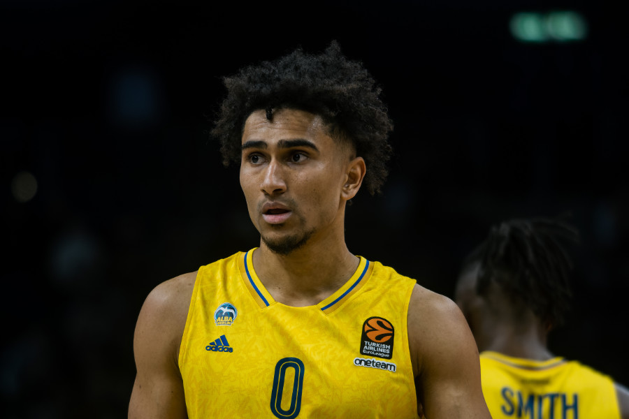 Nahaufnahme von Modo Lo von Alba Berlin