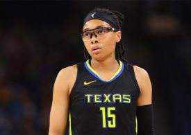 Die Basketballspielerin Allisha Gray von der Mannschaft Dallas Wings