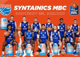 Ein Gruppenbild von dem Basketball Team SYNTAINICS MBC
