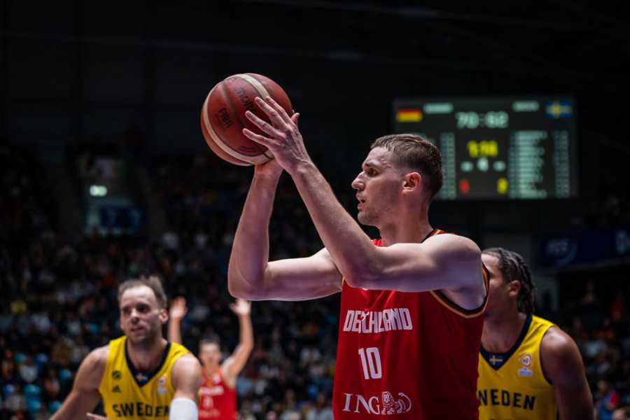 WM Qualifikationsspiel: Jonas Richter im Spiel Deutschland gegen Schweden