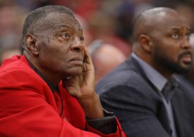 Der ehemalige Chicago Bulls Spieler Bob Love "Butterbean" schaut sich das Spiel Bulls gegen Pacers (2017) an.