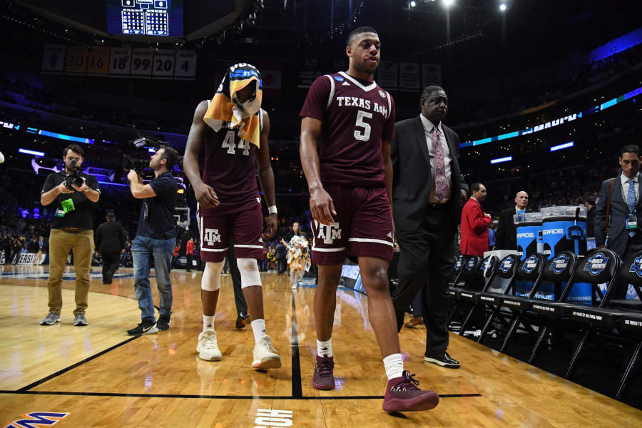 Savion Flagg von Texas A&M läuft vom Feld