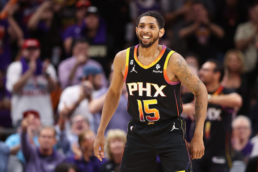 Cameron Payne von den Phoenix Suns grinst