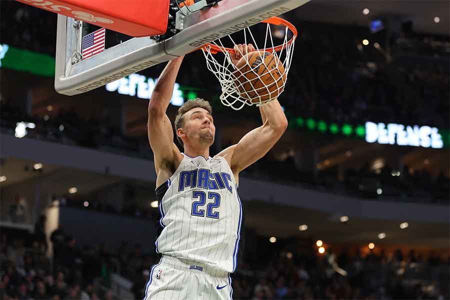 Franz Wagner mit einem Dunk