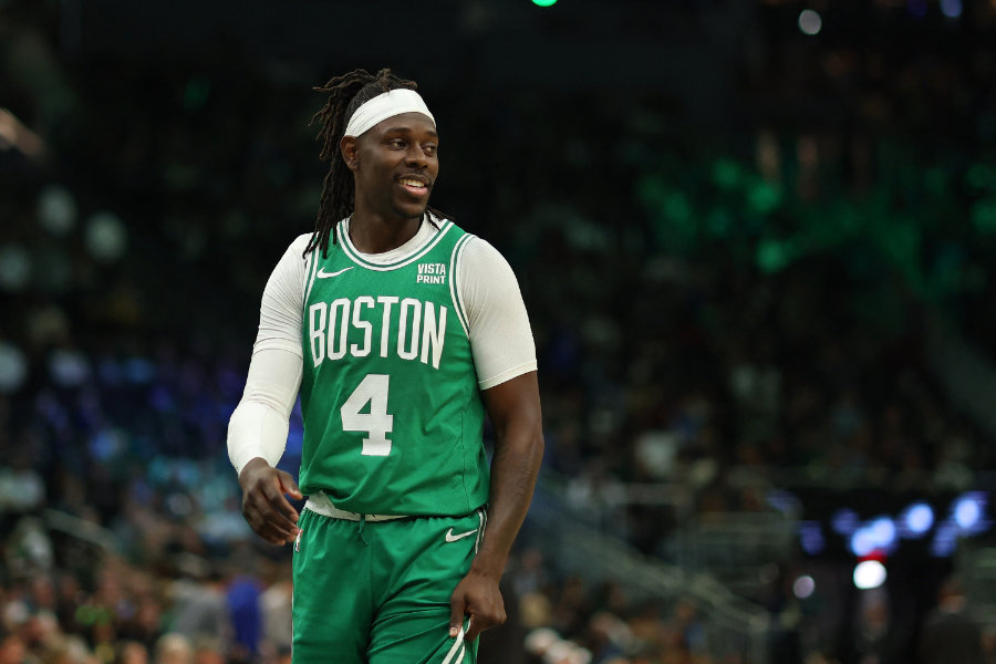 Jrue Holiday von den Boston Celtics grinst
